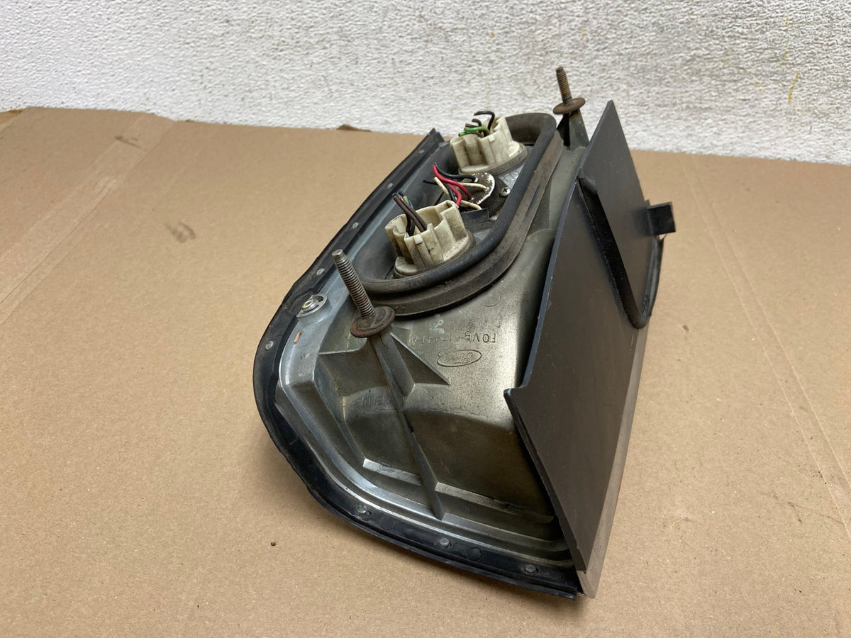 1990 to 1994 Lincoln Town Car Left Driver Side Tail Light AH0669 LK7
