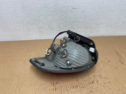 2005 to 2006 Hyundai Santa Fe Left Driver Side Tail Light AD1139 LK4