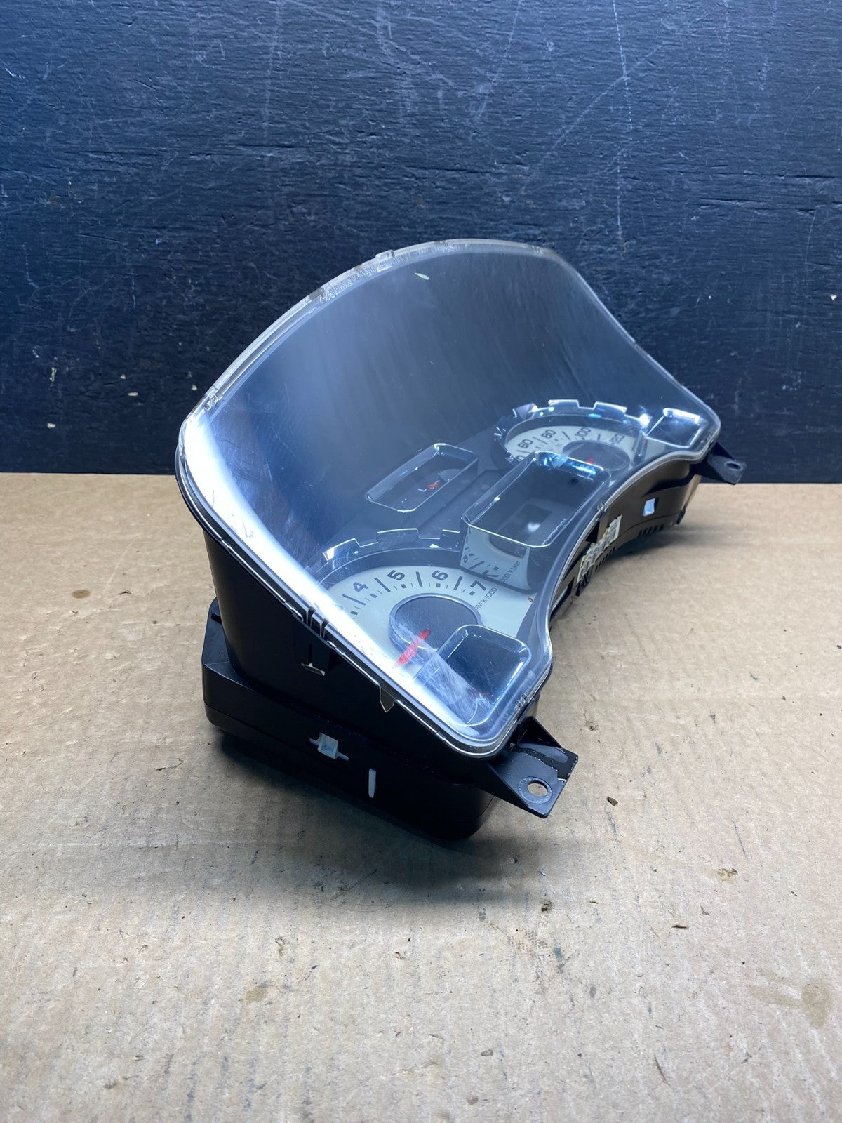 2007 to 2014 Ford Expedition Speedometer Cluster Gauge ag7418 DG1