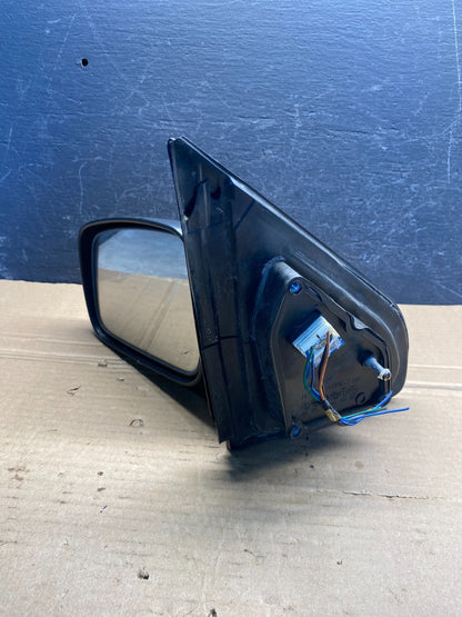 2003 to 2009 Kia Sorento Left Driver LH Door Mirror ae8111 DG9