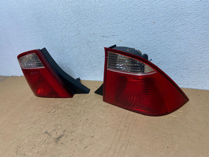 2005 2006 2007 Ford Focus Sedan Left Right Side Tail Lights AD3191 LK1