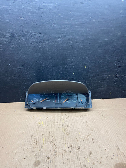 1998 to 1999 Isuzu Rodeo Speedometer Cluster Gauge OEM P7678 DG0