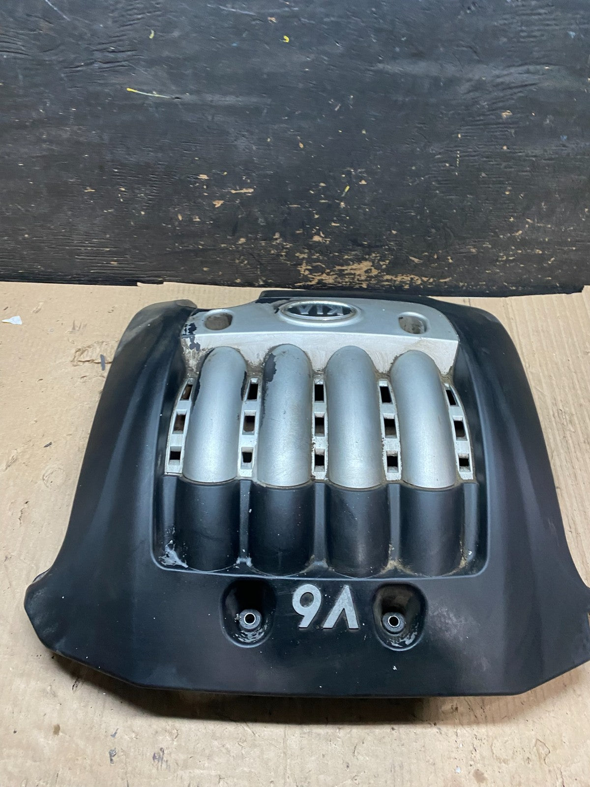 2005 to 2009 Kia Sportage Engine Motor Cover V3990 DG1