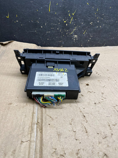 2004 2005 2006 Cadillac SRX AC Heater Climate Control Panel  25855590 X5962 DG3