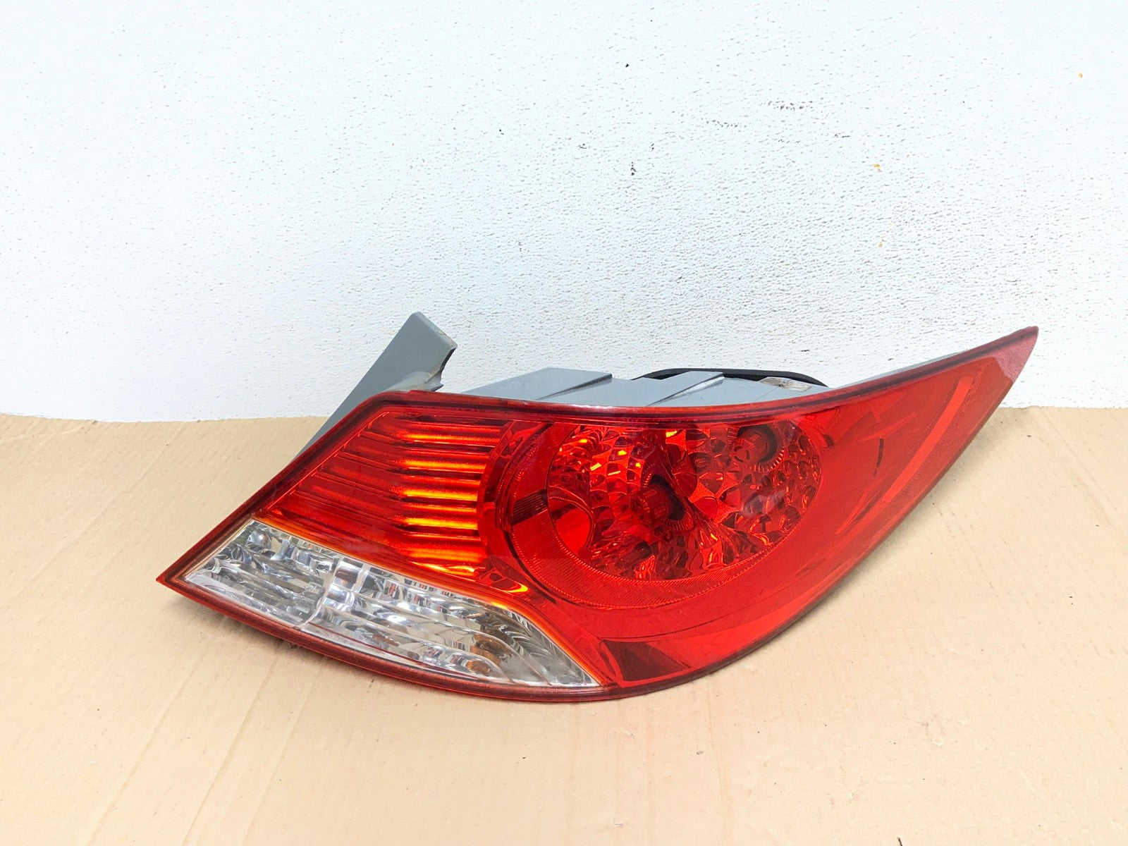 2012 2013 2014 Hyundai Accent Right Passenger RH Side Tail Light AE8911 LK0