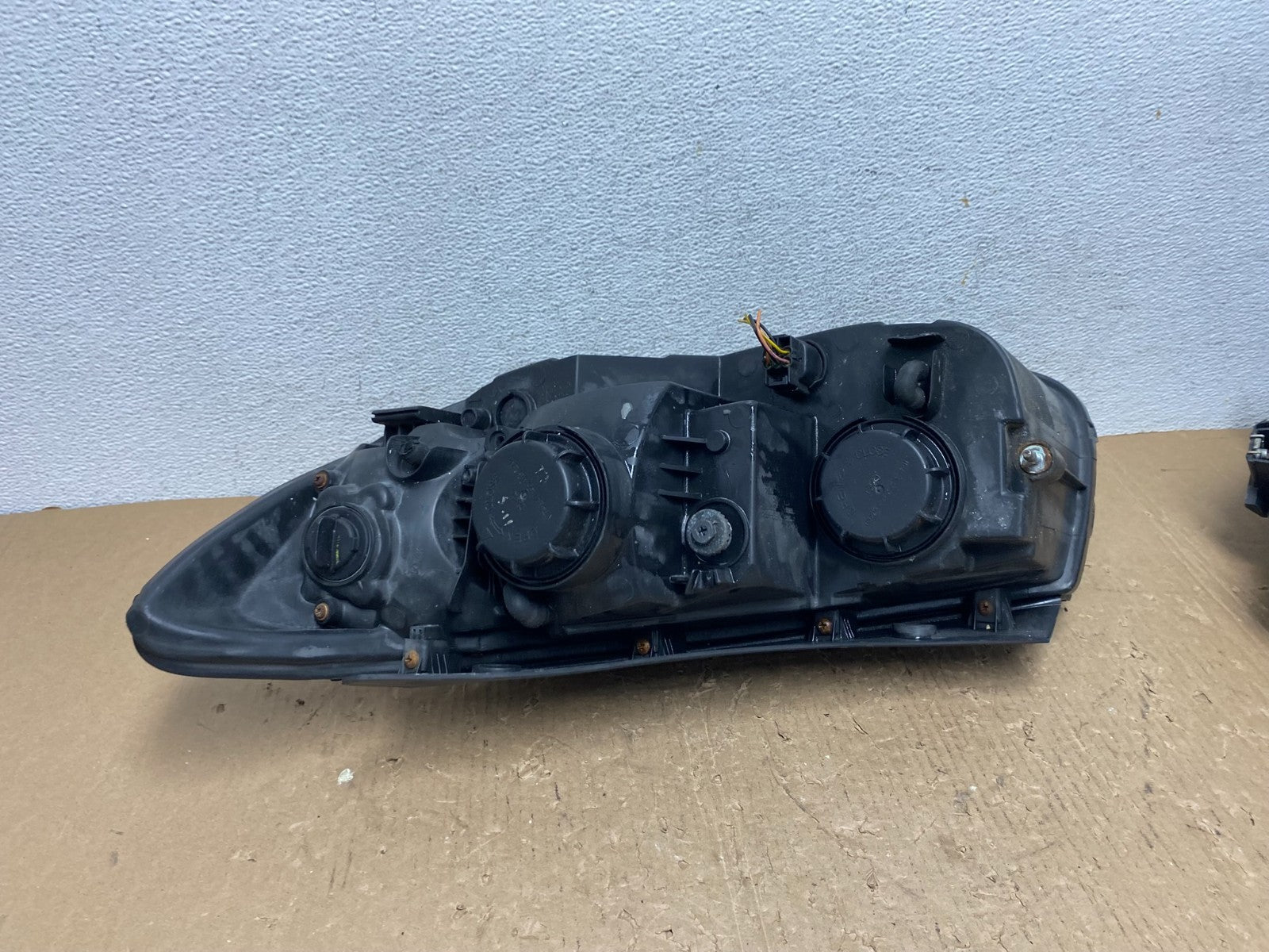 2007 2008 2009 Hyundai Santa Fe Right Passenger Halogen Headlight AD8763 DW6