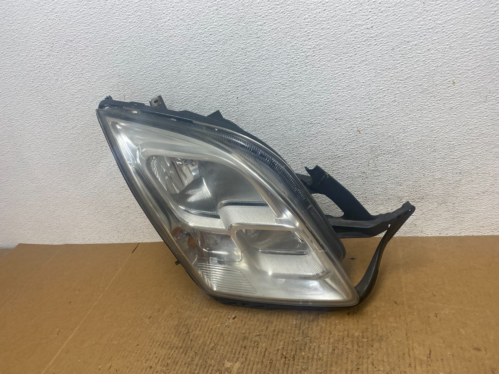 2006 to 2009 Ford Fusion Headlight Right Passenger Rh Side AE2710 DW1