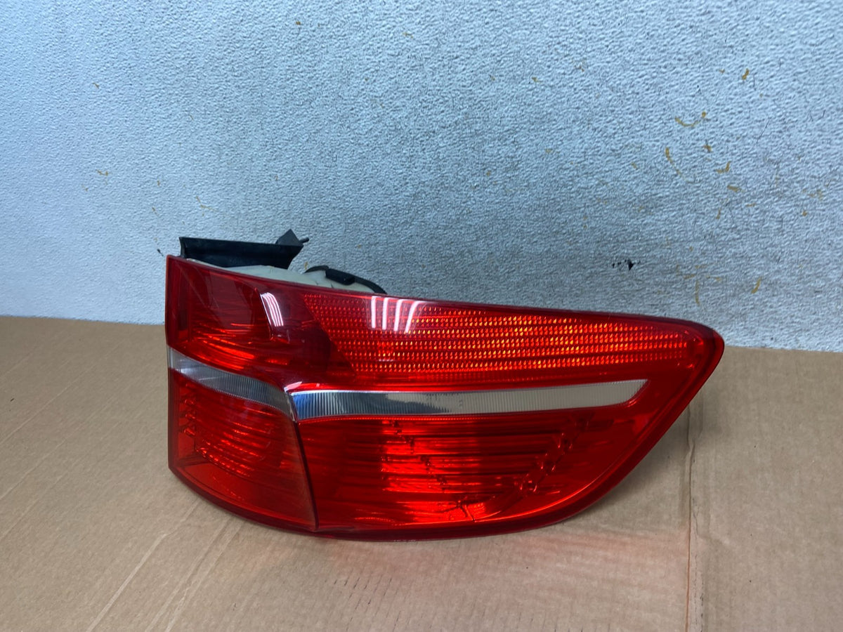 2008 to 2012 Bmw X6 E71 Right Passenger RH Side Tail Light AI3740 DW1