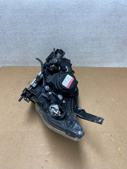 2008 2009 2010 Mazda 5 Right Passenger RH Black Xenon Headlight Z6913 DW6
