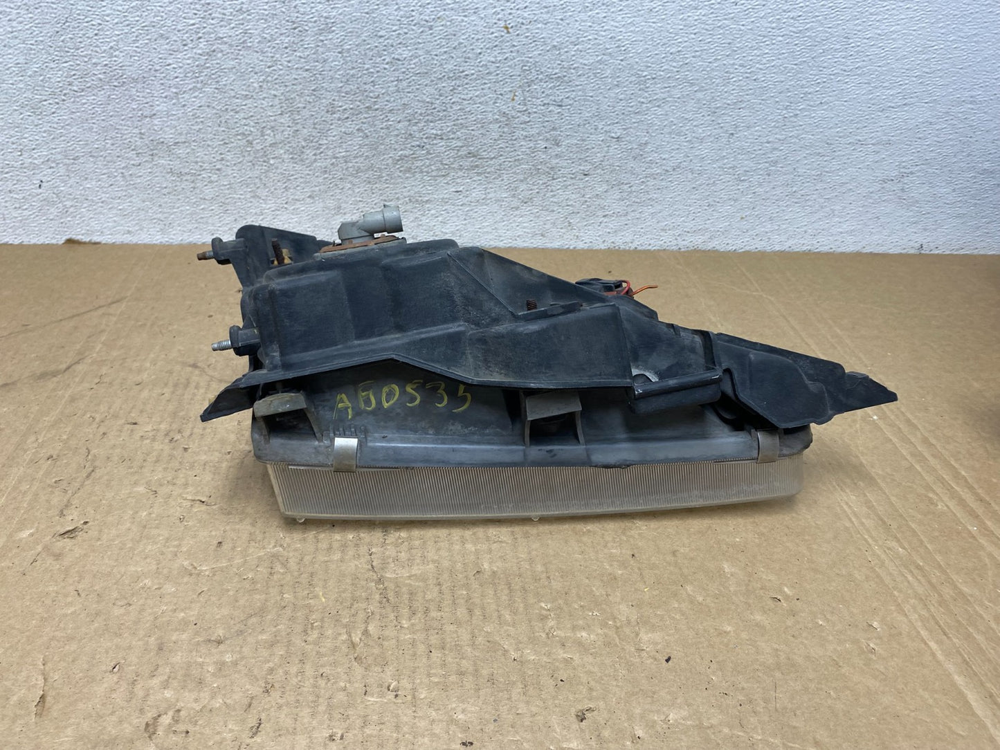 1993 to 1997 Toyota Corolla Left Driver LH Side Headlight AG0535 DW7