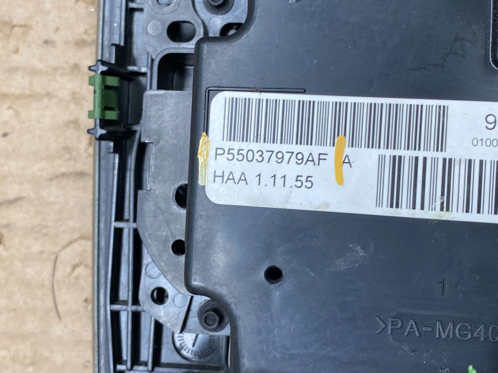 2008 to 2010 Jeep Grand Cherokee Center A/C Heater Climate Control OEM Y5396 DG5