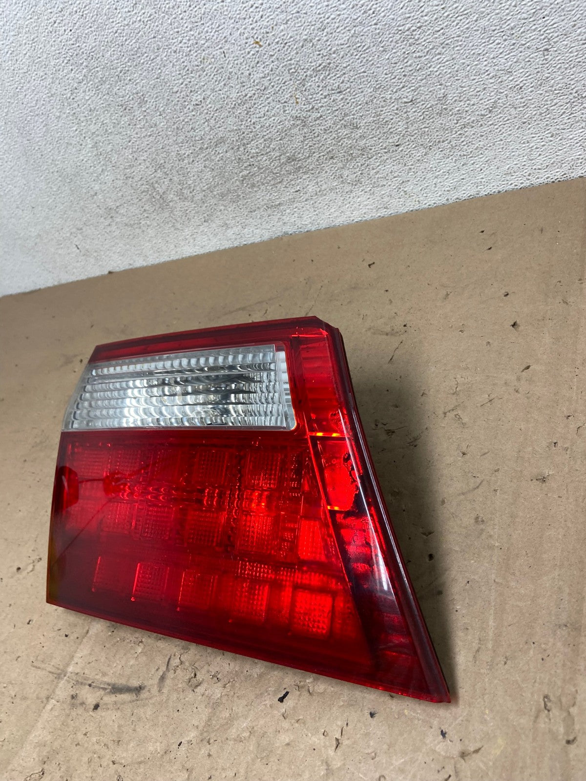 2005 2006 2007 Honda Odyssey Inner Left Driver Lh Tail Light AG5371 LK2