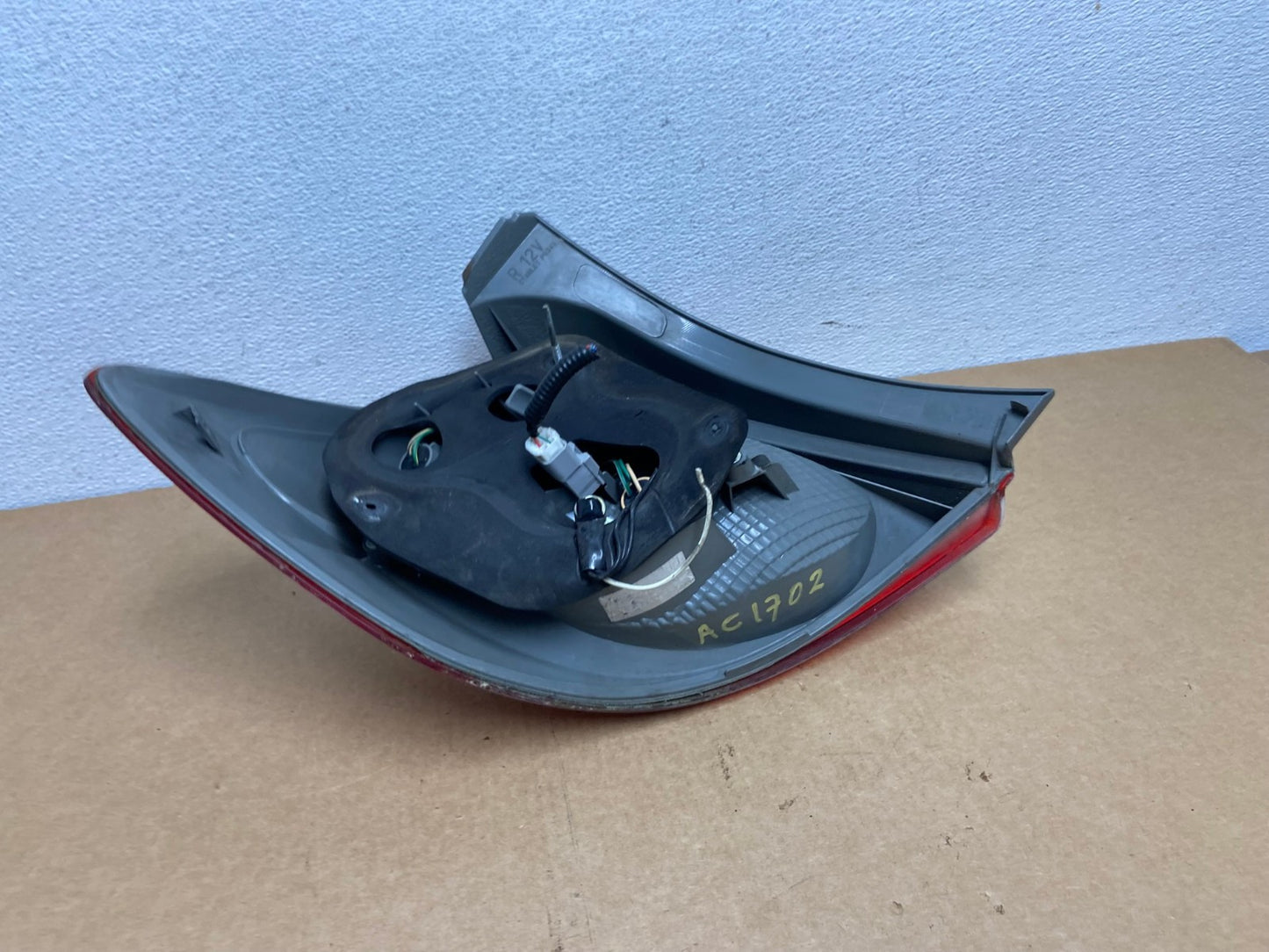 2009 - 2014 Toyota Matrix Right Passenger RH Side Tail Light OEM AC1702 LK6