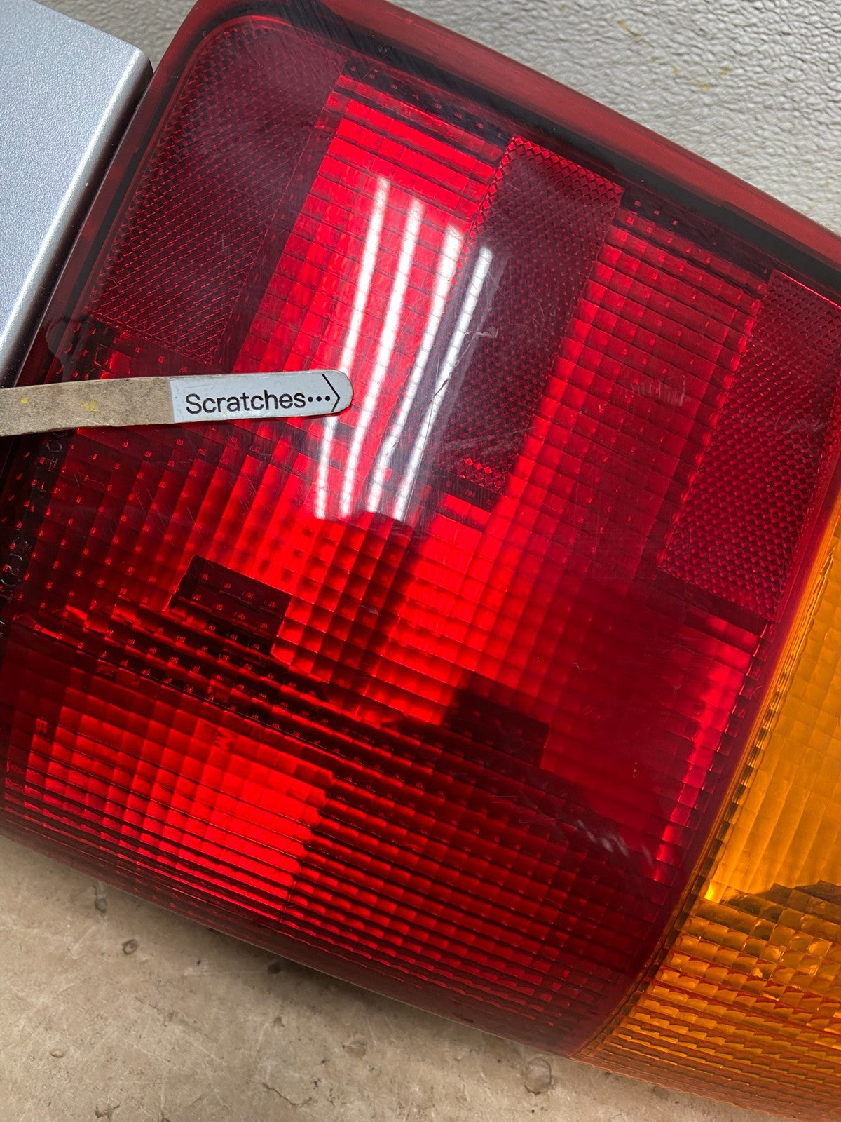 2002 to 2009 Gmc Envoy Left Driver Lh Side Tail Light OEM AB4767 LK3
