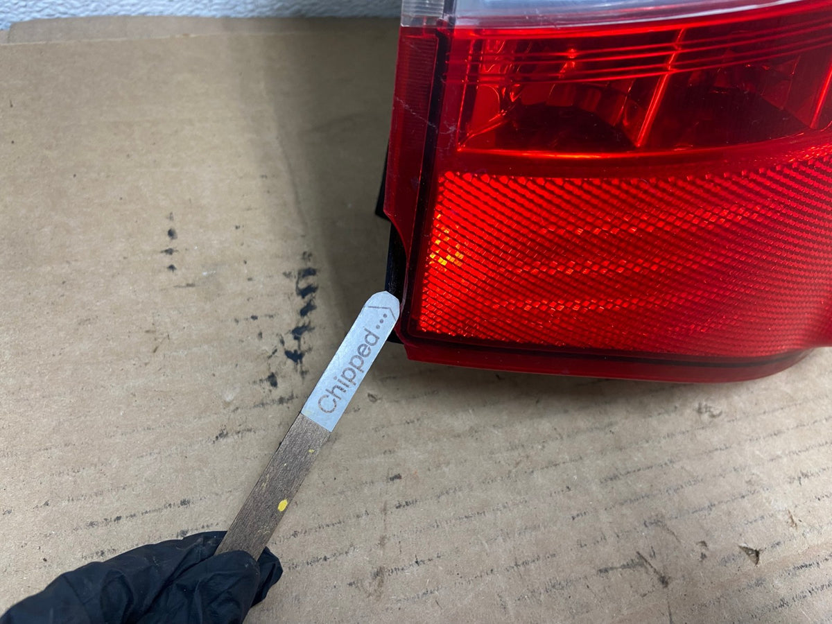 2011-2016 Chrysler Town and Country Right Passenger RH Tail Light AH7819 LK3