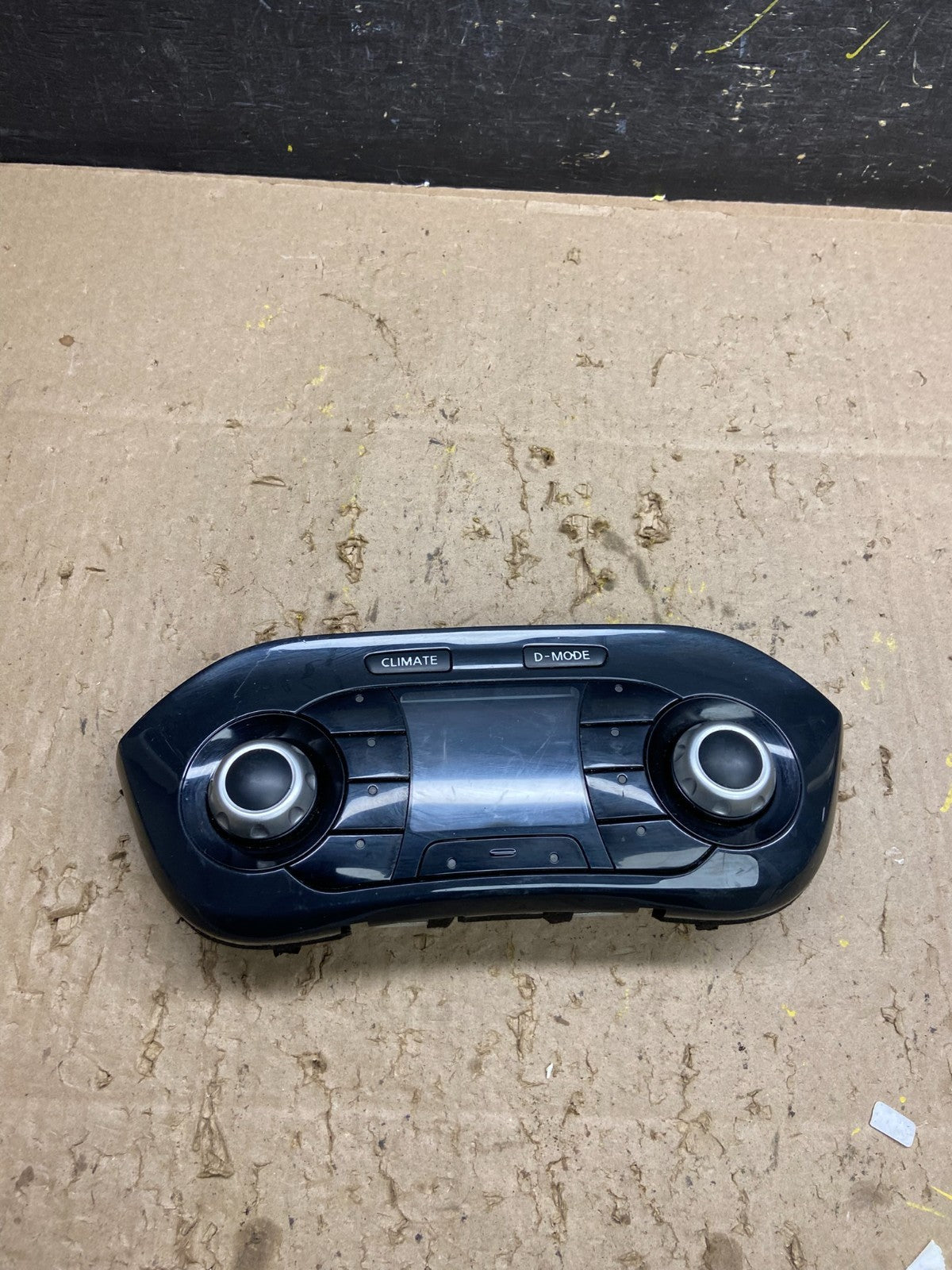2011 2012 2013 Nissan Juke  A/C Temperature Climate Control U5693 DG0