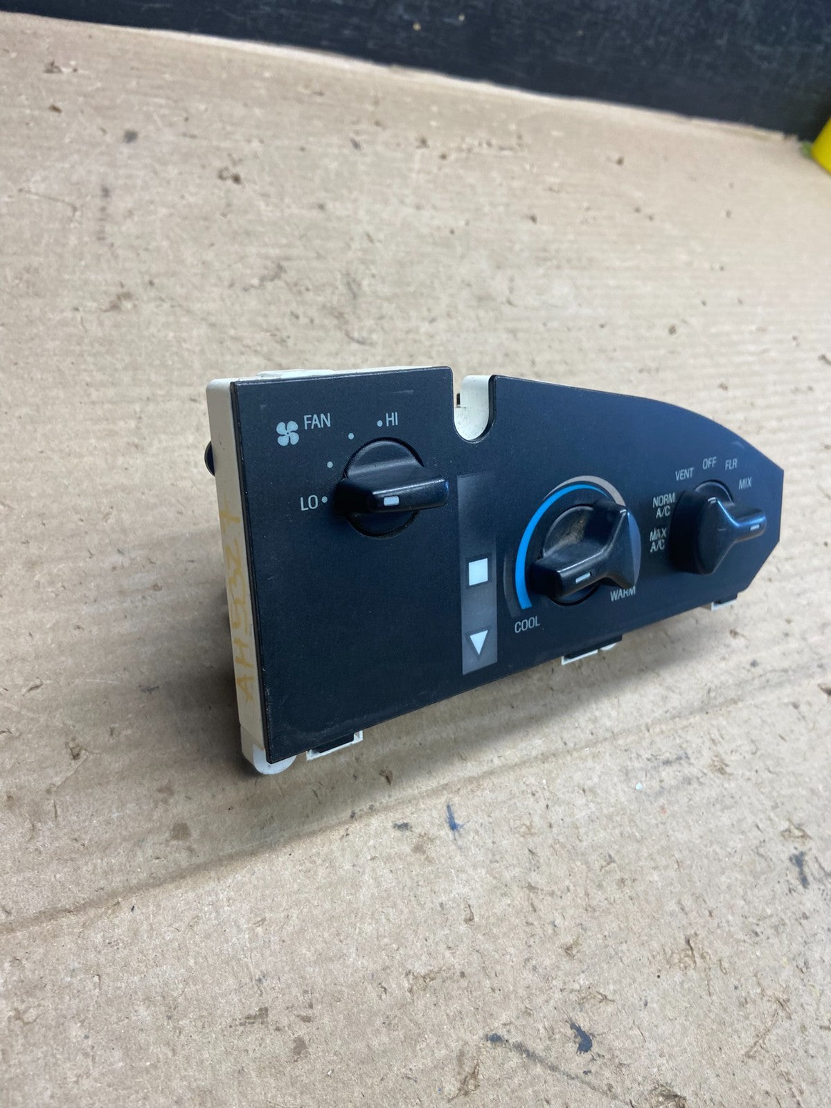 1997-2014 Ford Van Econoline E150 E250 Heater Climate Fan Control ah5327 DG1