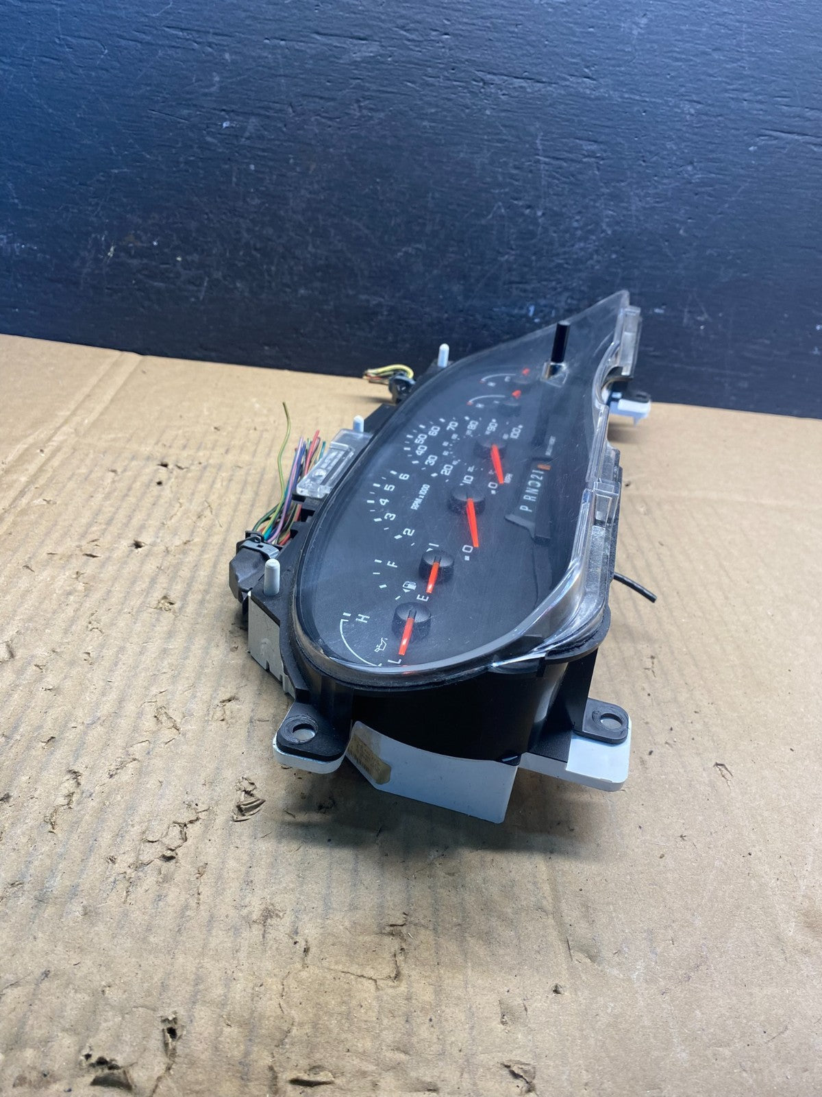 2006 Ford E350 Gauge Speedometer Cluster ad1756 DG1