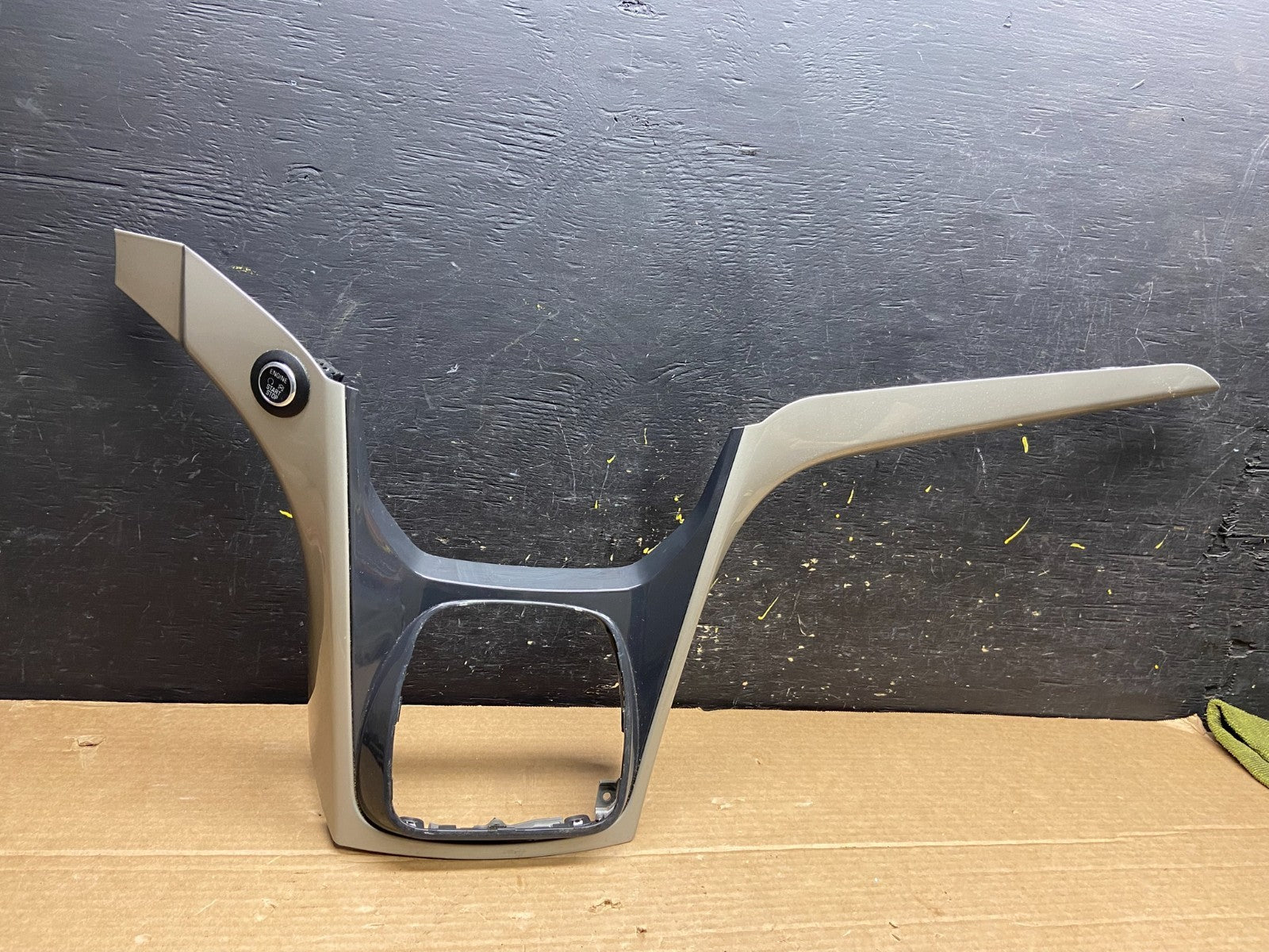 2013-2016 Ford Escape Center Dash Radio Gear Shifter Panel Bezel Trim w1625 DG0
