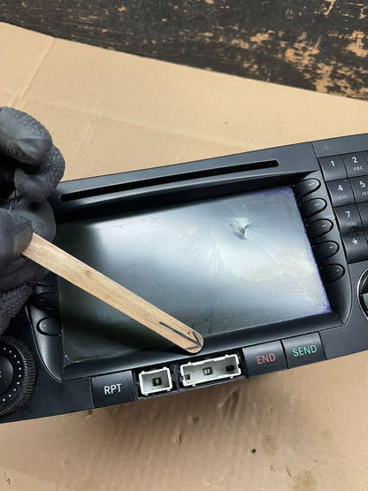 2003-2006 Mercedes Benz W211 E350 E500 Radio Screen Navigation Display AB2910 DG2