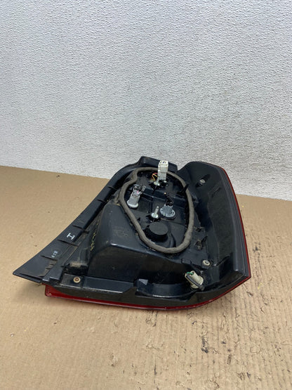 2006-2007 Toyota Highlander Hybrid Left Driver LH Side Tail Light AF7020 DW6