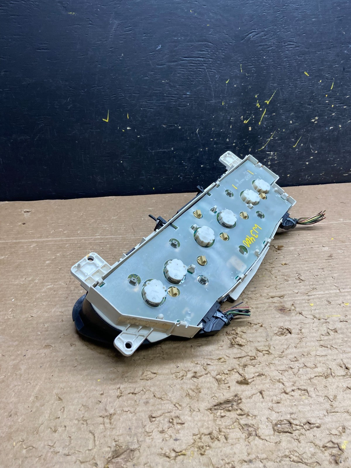 2006 Ford E350 Gauge Speedometer Cluster OEM w3400 DG5