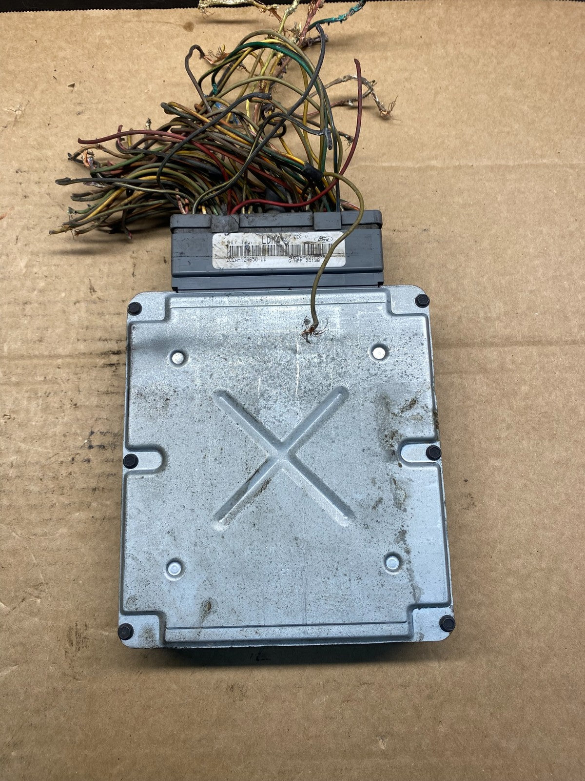 2002 Ford E-Series 5.4L Van Engine Control ECU Computer 2C2A-12A650-LE AF8893 DG1