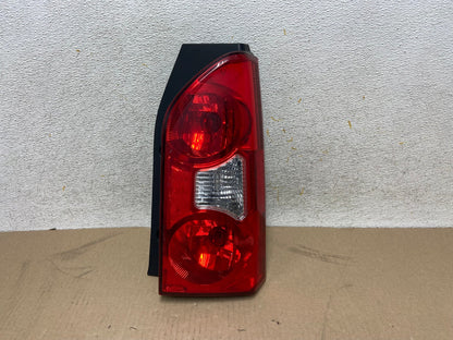 2005 to 2015 Nissan Xterra Right Passenger Rh Side Tail light AH6697 LK0
