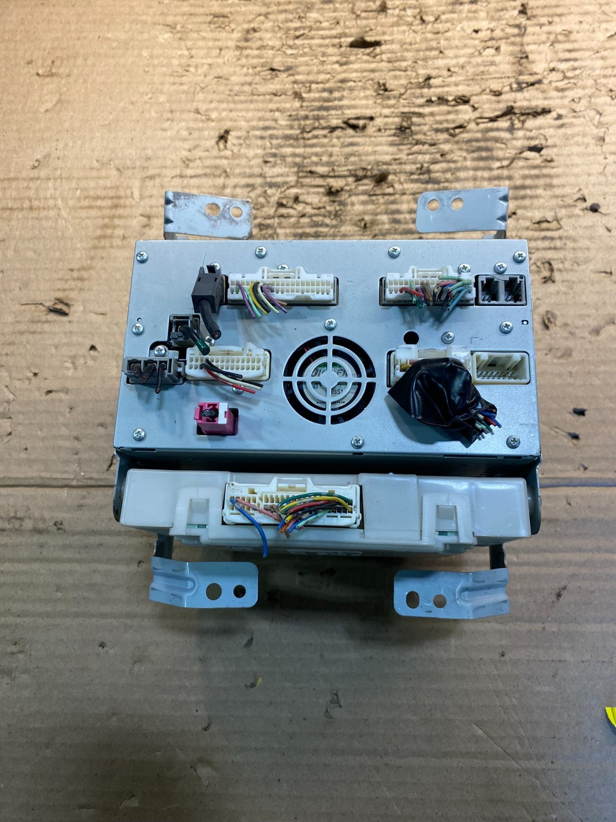 2011-2014 Nissan Murano AM FM Player Radio Receiver  OEM AA3401 DG5