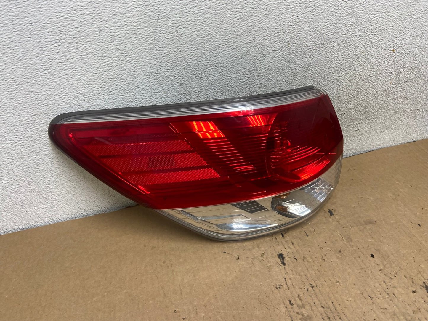 2013 to 2016 Nissan Pathfinder Left Driver Lh Side Tail light AG2328 LK2
