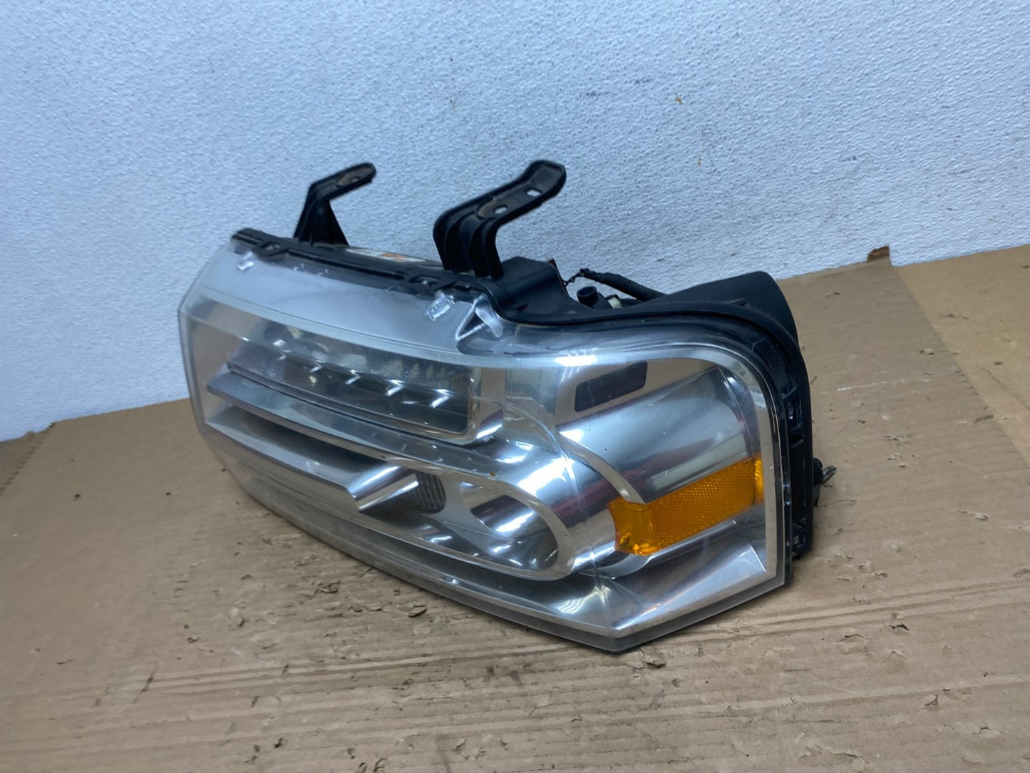 2007-2014 Lincoln Navigator Left Driver Lh Xenon HID Headlight AD4380 DW1