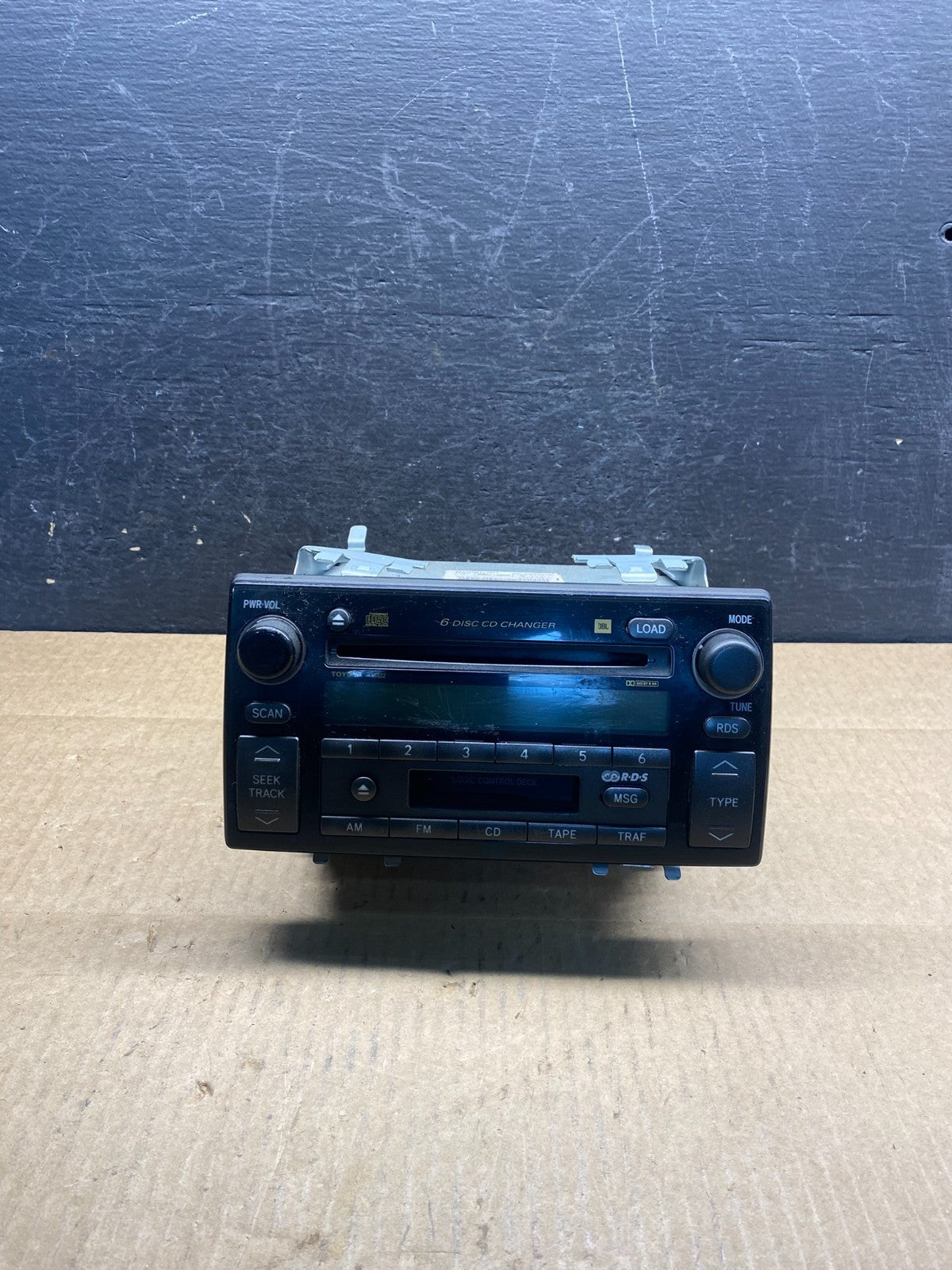 2002 2003 2004 Toyota Camry Radio AM/FM CD Player AG9529 DG0