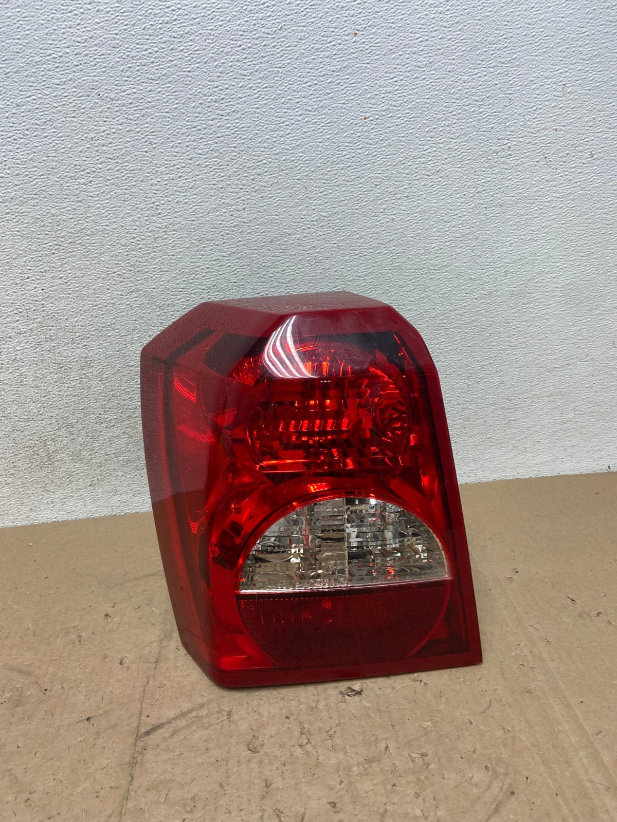 2008 2009 2010 2011 2012 Dodge Caliber Tail Light Left Driver Side AG5422 LK0