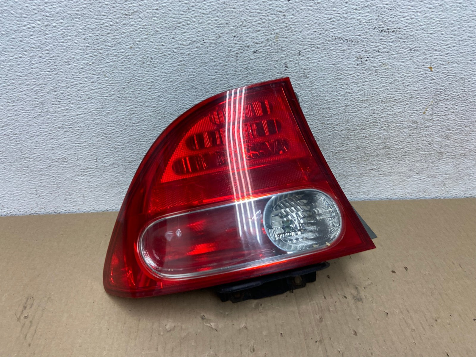 2006 2007 2008 Honda Civic Sedan Left Driver Lh Tail Light AE9526 LK0