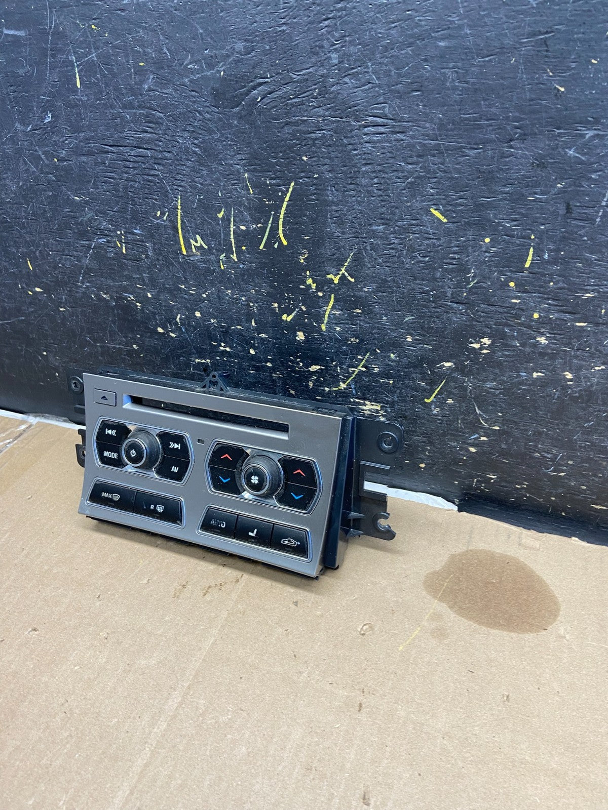 2012 to 2015 Jaguar XF Audio and Climate Control Panel OEM ab1951 DG1