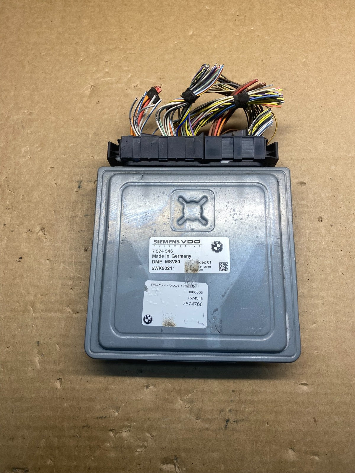 2007 - 2011 BMW 328i 528i E90 ECM ECU Engine Computer 7574546AF6611 DG0