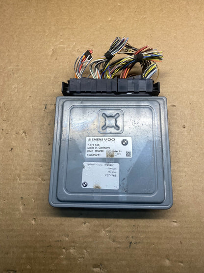 2007 - 2011 BMW 328i 528i E90 ECM ECU Engine Computer 7574546AF6611 DG0