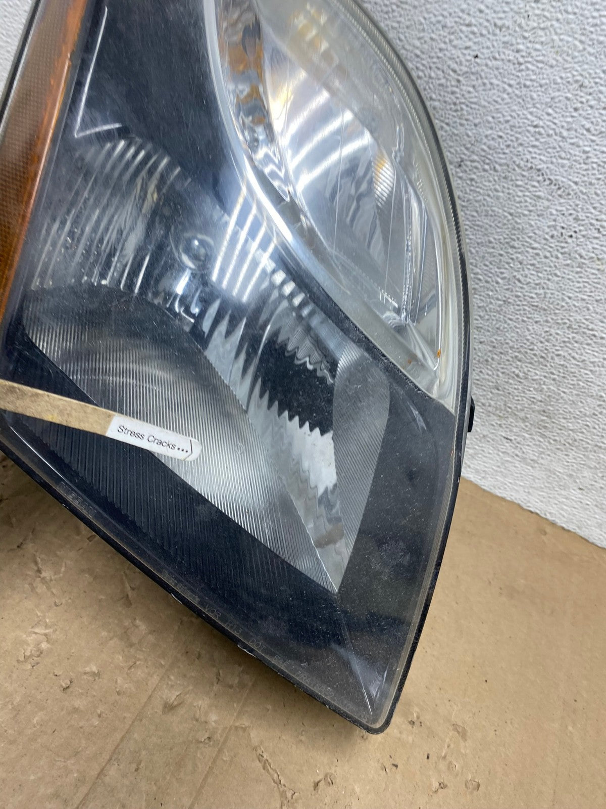2010 2011 2012 Nissan Sentra Halogen Right Passenger Black Headlight AE9285 LK3