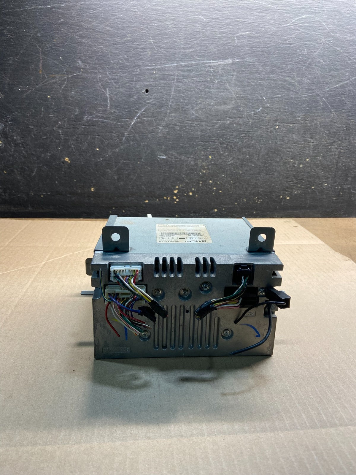 2008 to 2009 Subaru Tribeca CD Player Radio Receiver Control z0520 DG0