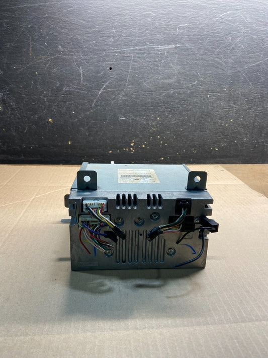 2008 to 2009 Subaru Tribeca CD Player Radio Receiver Control z0520 DG0