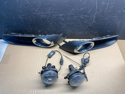 2014 to 2023 Subaru Forester Left+Right Set Side Fog Lights AE62621
