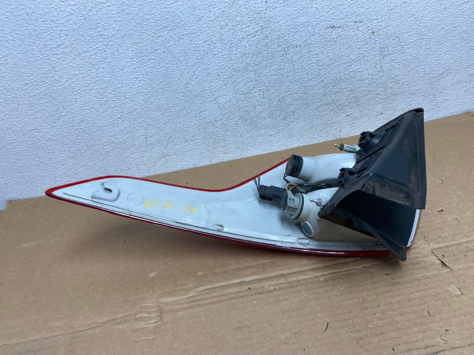 2013 to 2016 Ford Escape Left Driver LH Side Tail Light AD3839 LK5