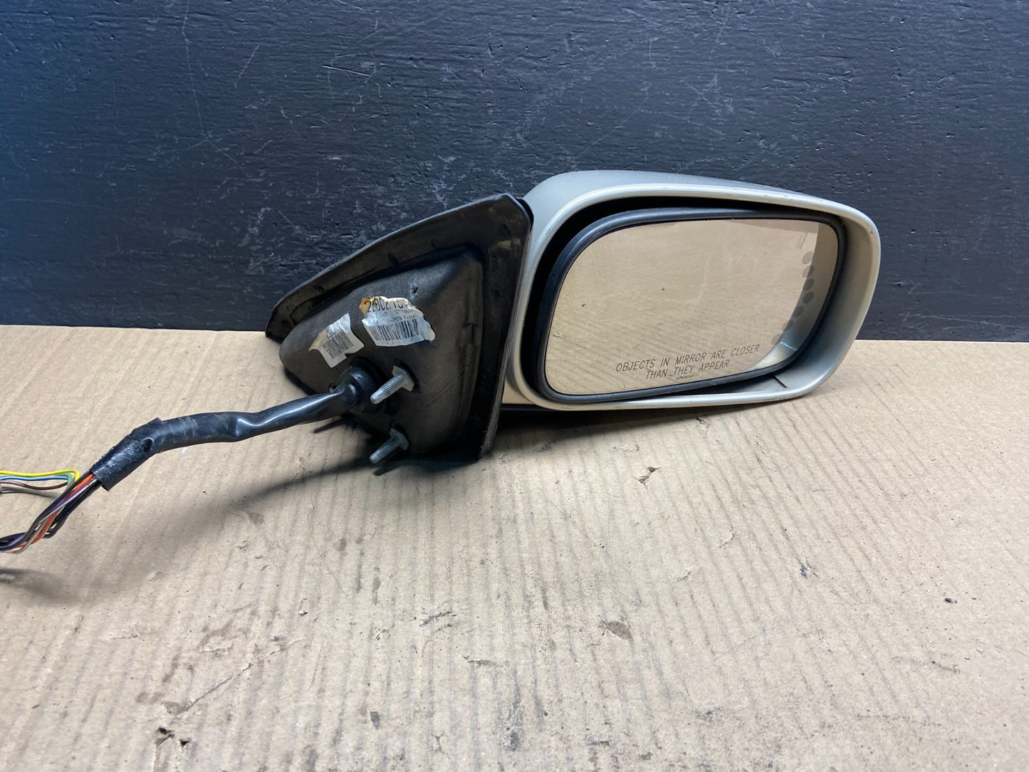 2006 2007 2008 Cadillac DTS Right Side Turn View Door Mirror AC05652