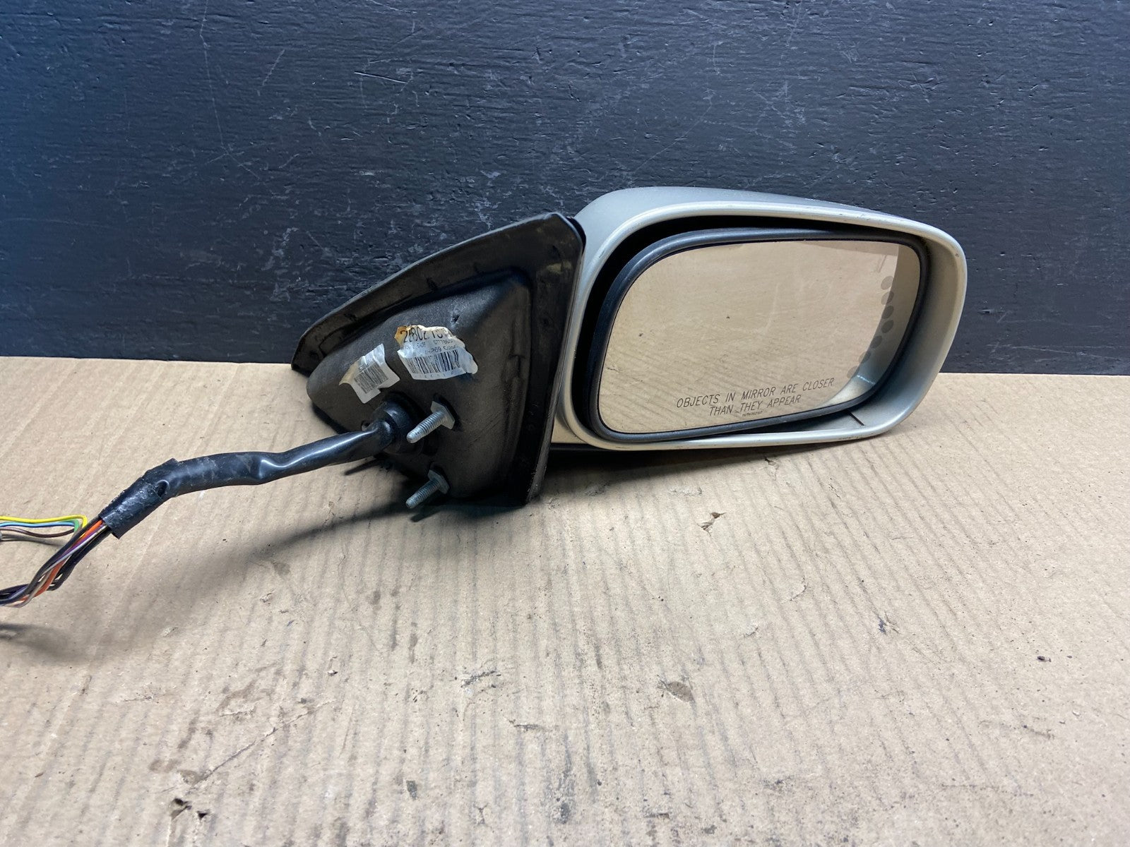 2006 2007 2008 Cadillac DTS Right Side Turn View Door Mirror AC05652