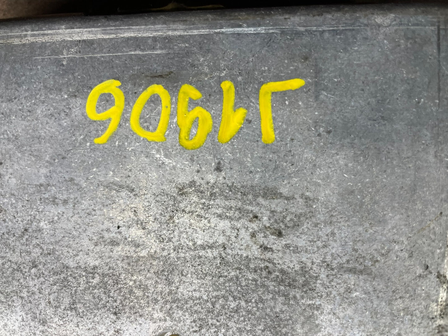 1998 Ford F-150 F150 Engine Control Unit ECU Computer Module j1906 DG3