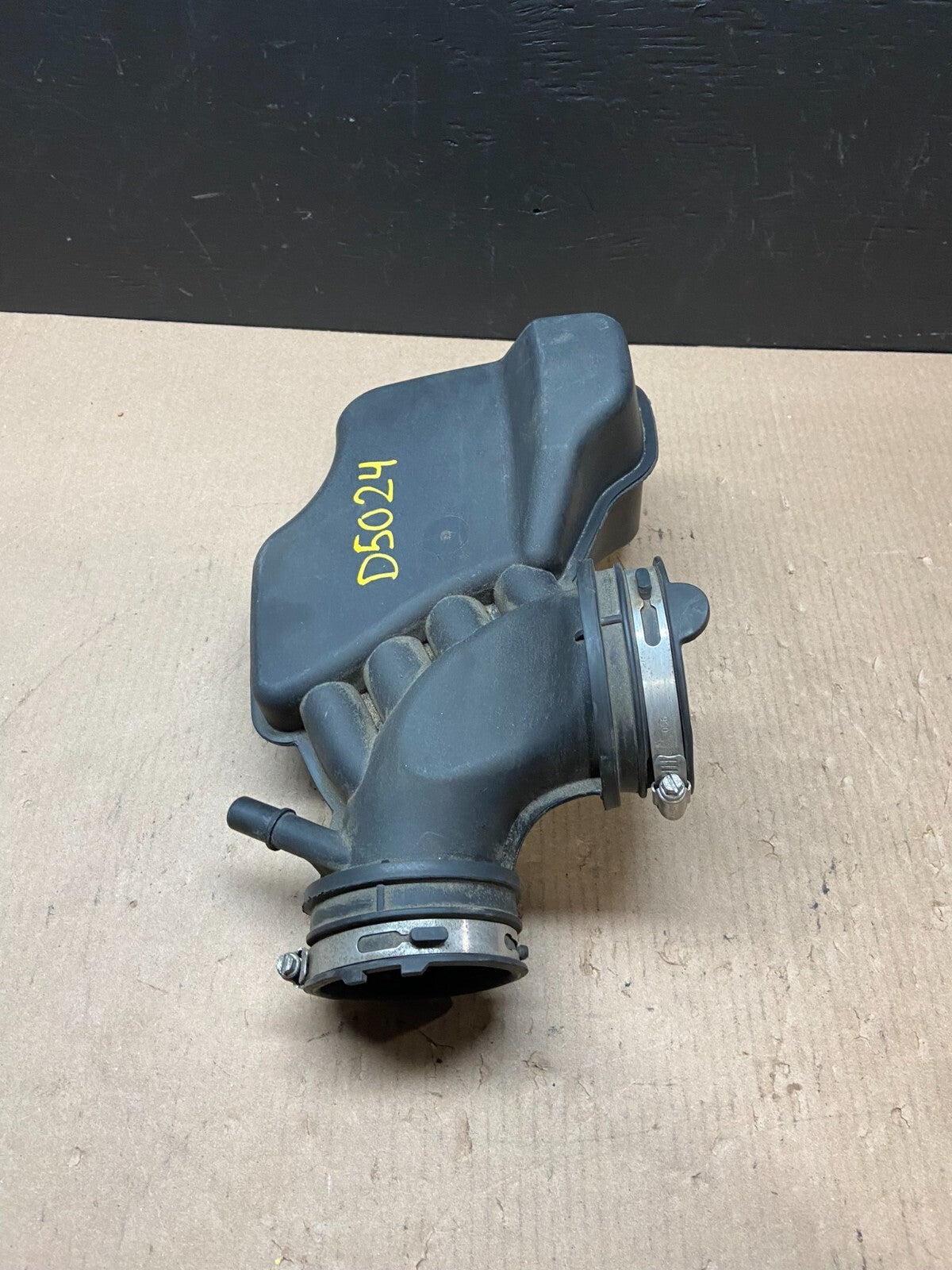 2020-2023 Ford Explorer Aviator Front Engine Air Intake Box D5024 PS2