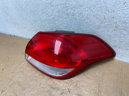 2014-2018 Kia Forte Right Passenger RH Side Tail Light AI8015 DW1