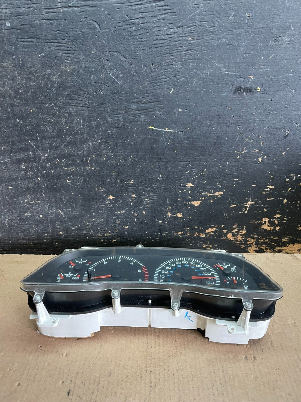 1998 to 2000 Dodge Dakota Instrument Speedometer Gauge Cluster AA2105 DG2