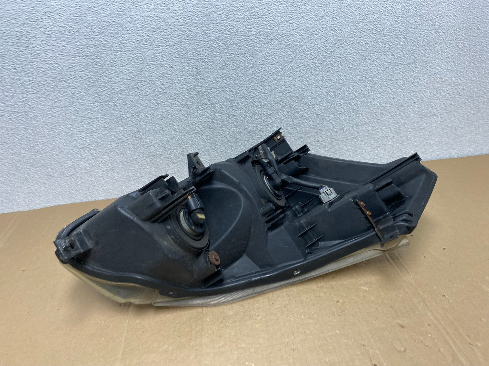 2004 to 2009 Nissan Quest Left Driver LH Black Headlight AC5651 DW4