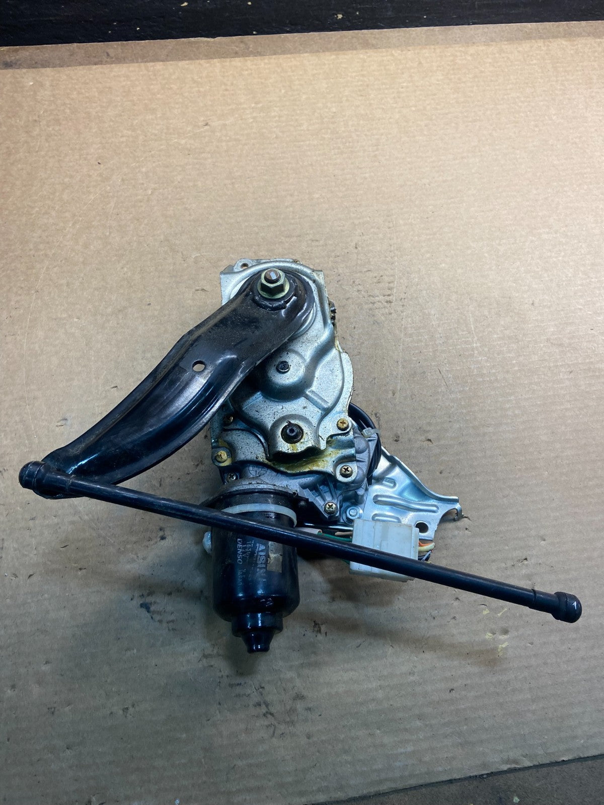 2004 2010 Toyota Sienna Liftgate Motor Trunk Lift Actuator 427107-10010 Z91816